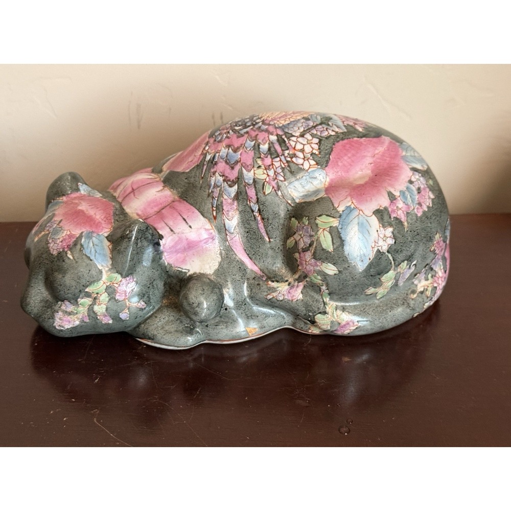 Vintage Asian Sleeping Cat 9.5" Floral Gilded Porcelain Figurine Hand Painted‎